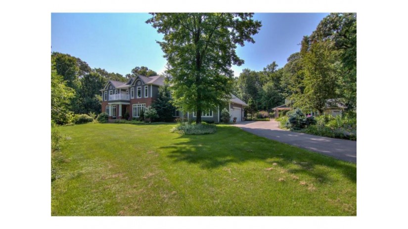 6405 White Tail Drive Eau Claire, WI 54701 by Donnellan Real Estate $1,400,000