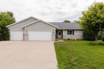 3560 Karrington Place, Plover, WI 54467