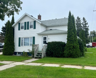 422 Miller St, Kewaunee, WI 54216