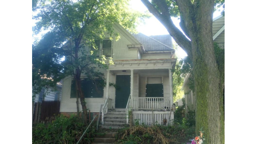 1556 S 25th St Milwaukee, WI 53204 by Redevelopment Authority City of MKE $7,000