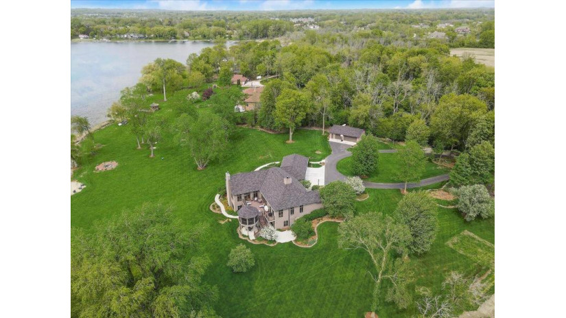 S83W16000 Bass Bay Ln Muskego, WI 53150 by RE/MAX Lakeside-South $1,700,000