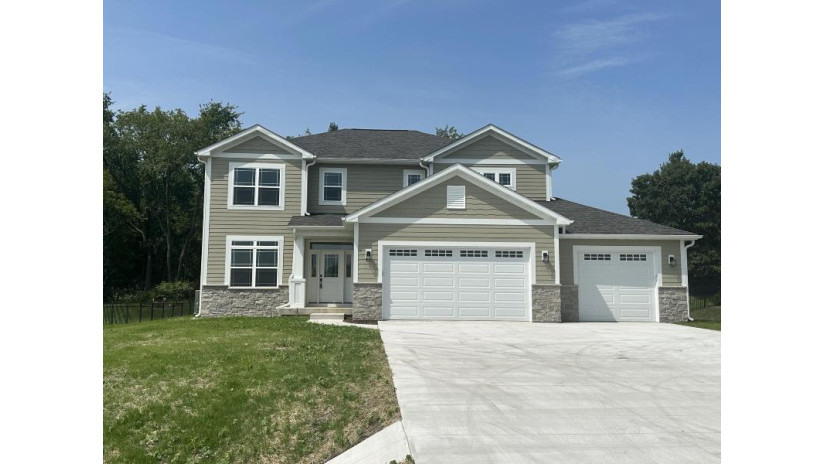 905 Fairway Dr Twin Lakes, WI 53181 by eXp Realty $559,900