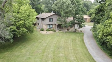 W7308 Sweet Rd, Darien, WI 53115-3133