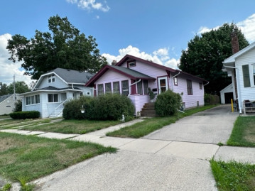 870 Sherman Ave, Janesville, WI 53545-1767