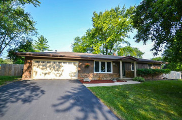 W194S7212 Cameron Ct, Muskego, WI 53150-9259