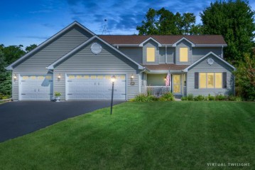 422 Fair Oaks Dr, Williams Bay, WI 53191