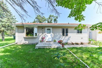 16122 Durand Ave, Yorkville, WI 53182-9590