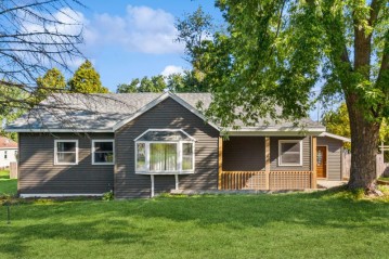 W1032 Marguerite Rd, Bloomfield, WI 53128