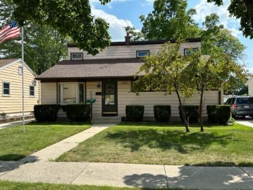 6535 W Warnimont Ave, Milwaukee, WI 53220-1343