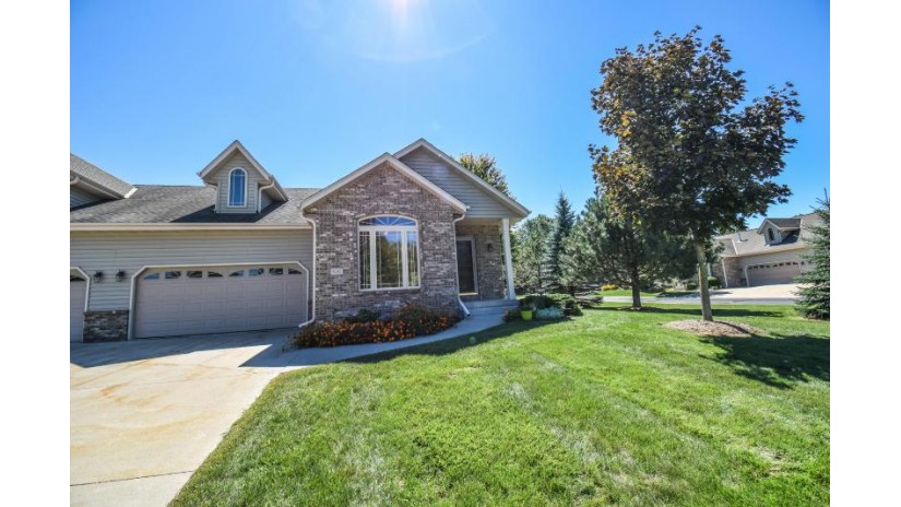 3017 Valley Ave West Bend, WI 53095 by Redefined Realty Advisors LLC - 2627325800 $339,900