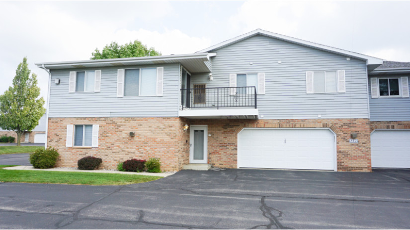 1239 N Sunnyslope Dr 206 Mount Pleasant, WI 53406 by Shorewest Realtors $179,900