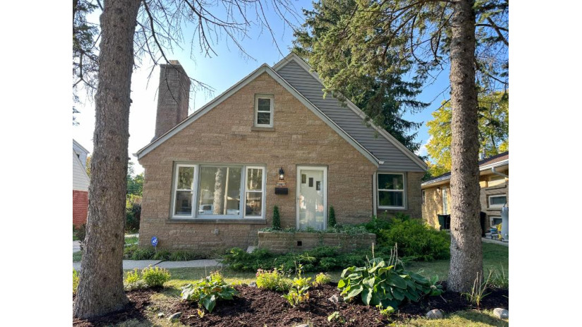 10602 W Woodward Ave Wauwatosa, WI 53222 by Rockmor Realtors, LLC $399,900