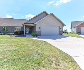 227 Windmill Ln, Walworth, WI 53184