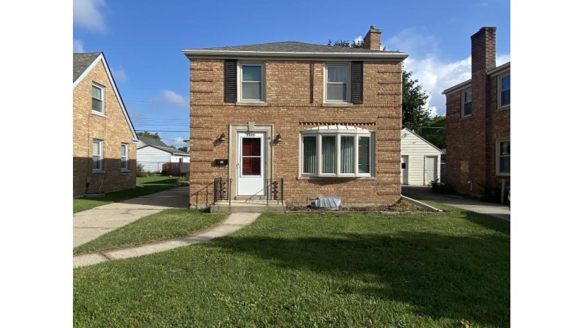 2332 Gilson St Racine, WI 53403 by Realty Dreams LLC $155,000