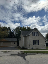 226 Poplar St, Sheboygan Falls, WI 53085-1244