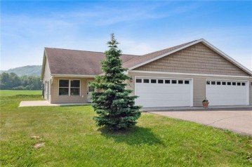 109 Nelson Drive, Elmwood, WI 54740