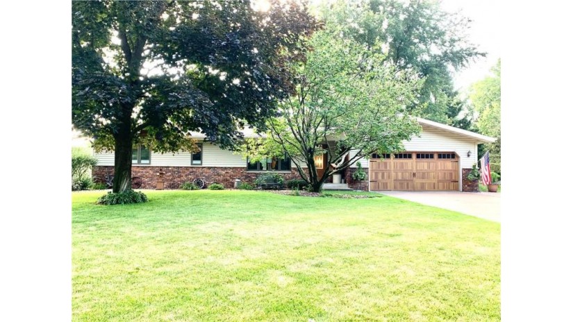 3129 Drier Road Eau Claire, WI 54701 by C & M Realty $384,900