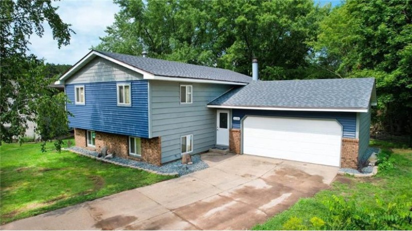 2136 Sunray Circle Eau Claire, WI 54703 by Exp Realty Llc $285,000