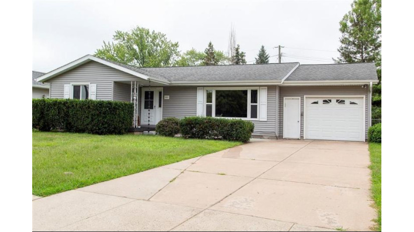 2013 Redwood Drive Eau Claire, WI 54703 by Reliable Real Estate Llc $214,900