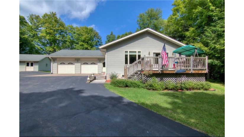 15376 360th Street Stanley, WI 54768 by Cb Brenizer/Chippewa $389,900