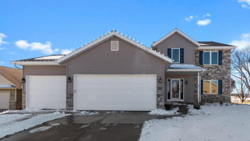 201 Mcintosh Drive, Beaver Dam, WI 53916