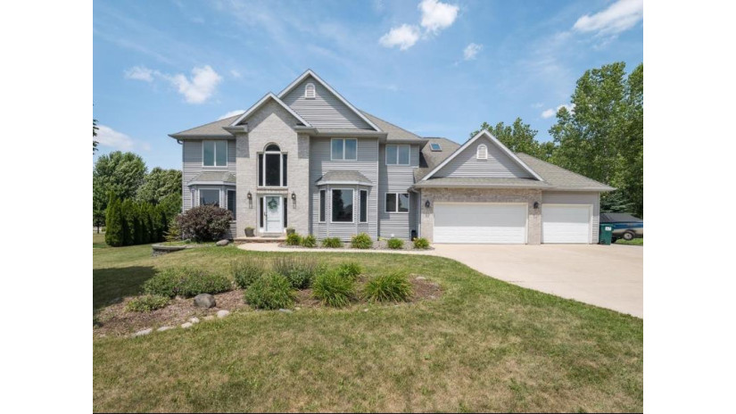 3414 Syngentia Way Clayton, WI 54956 by KPR Brokers, LLC - Office: 715-598-6367 $599,900