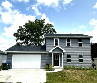 507 E Washington Street, New London, WI 54961