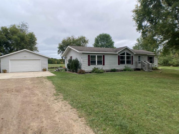 N7988 Huntington Road, Red Springs, WI 54128