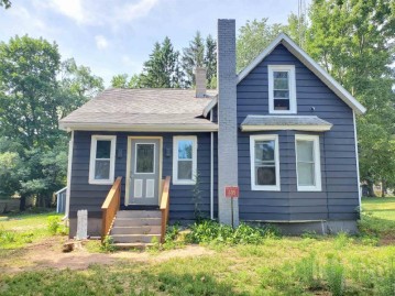 335 Church Street, New Chester, WI 53952