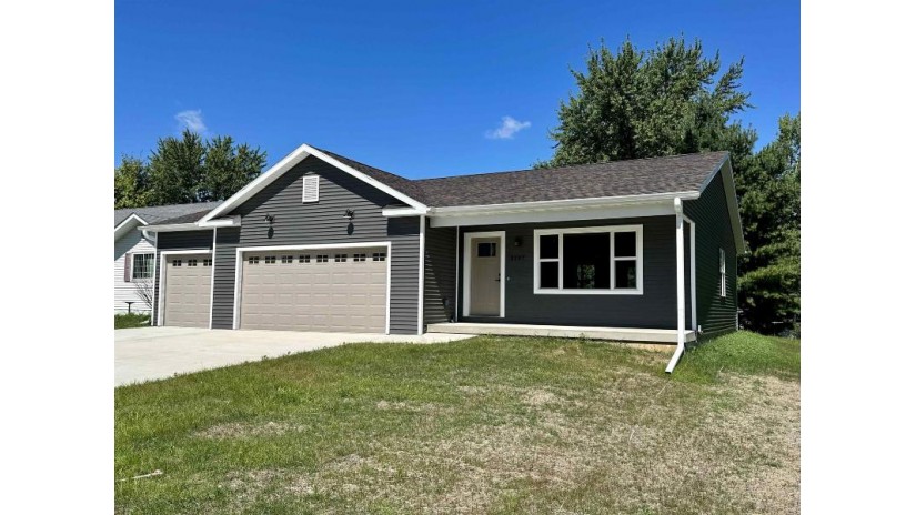 2107 Roosevelt Avenue Beloit, WI 53511 by Smart Start Homes Llc $286,120