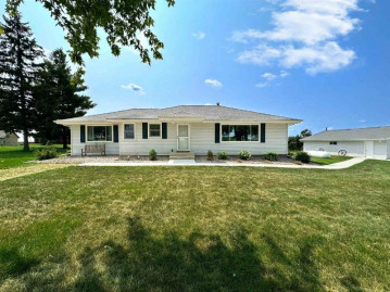 W11315 County Road I, Portland, WI 53594