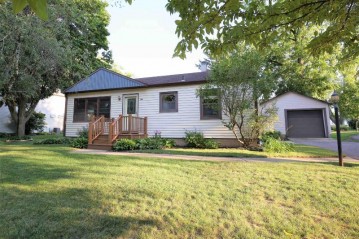 208 W Rio Street, Rio, WI 53960