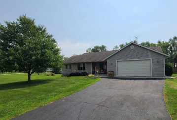 W7371 Kristen Drive, Pacific, WI 53954