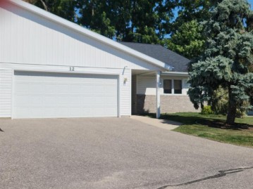 1720 Elizabeth Street 12, Baraboo, WI 53913