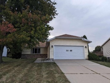 1111 Spruce Drive, Baraboo, WI 53913