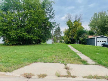 214 W Oak Street, West Baraboo, WI 53913