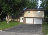 109 Moorland Dr