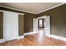 215 S Water St, Columbus, WI 53925