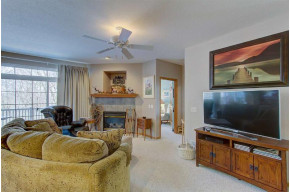 W11566 Island View Ct