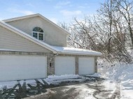 W11557 Island View Ct