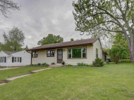 1401 Iowa Dr