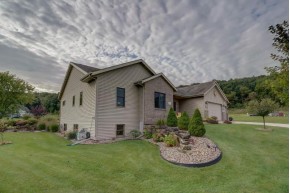 221 Osprey Ln