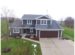 256 Knoll View Dr Janesville, WI 53548