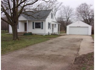 5008 S Driftwood Dr Janesville, WI 53546