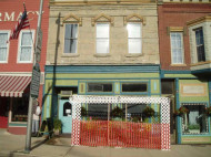 325 Main St