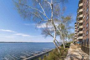 3100 Lake Mendota Dr 806