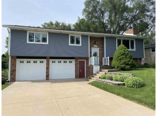 521 Powell St Dodgeville, WI 53533