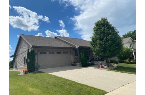 2881 Crinkle Root Dr, Fitchburg, WI 53711