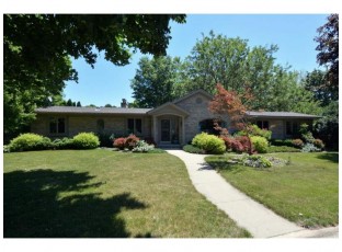 1217 Orchard Ln Fort Atkinson, WI 53538