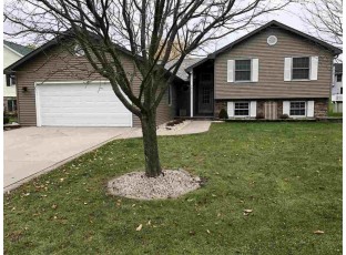 2416 Fawn Ln Janesville, WI 53548